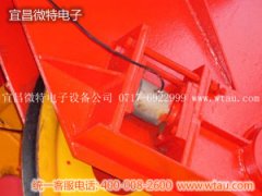 武漢港機佛山中外運門機J安裝Z柱式傳感器