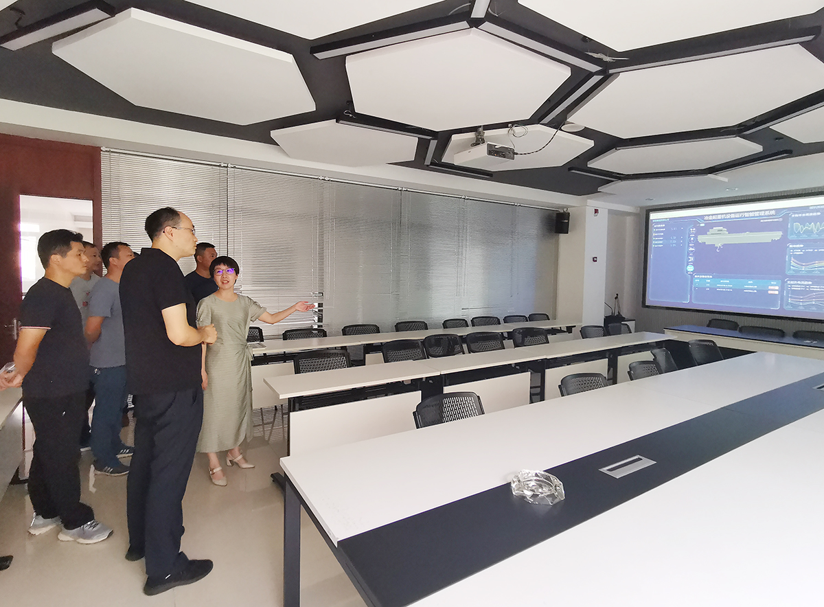 微特總經(jīng)理高鈺敏、水電事業(yè)部韓信熱情接待了來訪貴賓