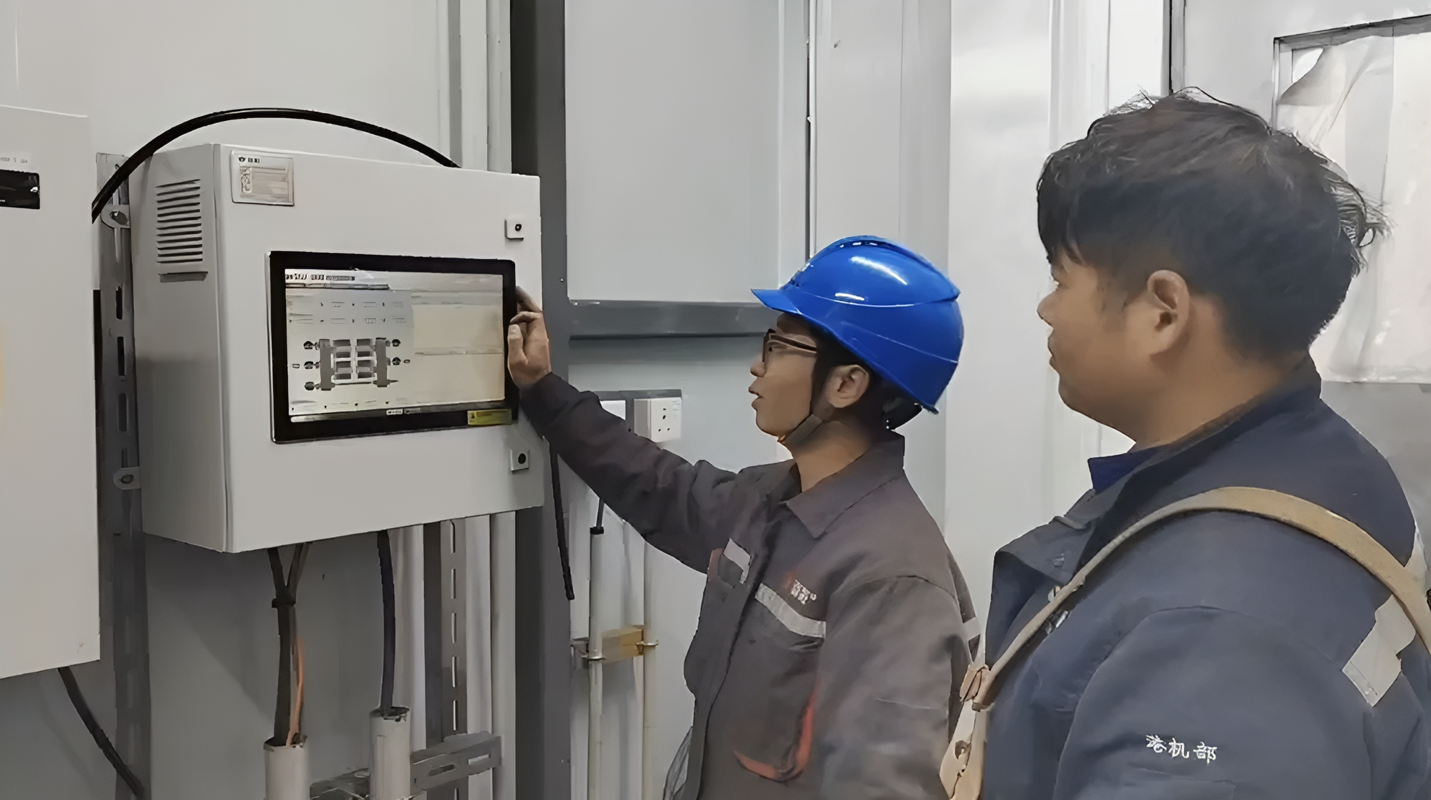 設(shè)備運(yùn)維數(shù)據(jù)驅(qū)動(dòng)，微特大連華銳卸船機(jī)狀態(tài)監(jiān)測系統(tǒng)順利驗(yàn)收